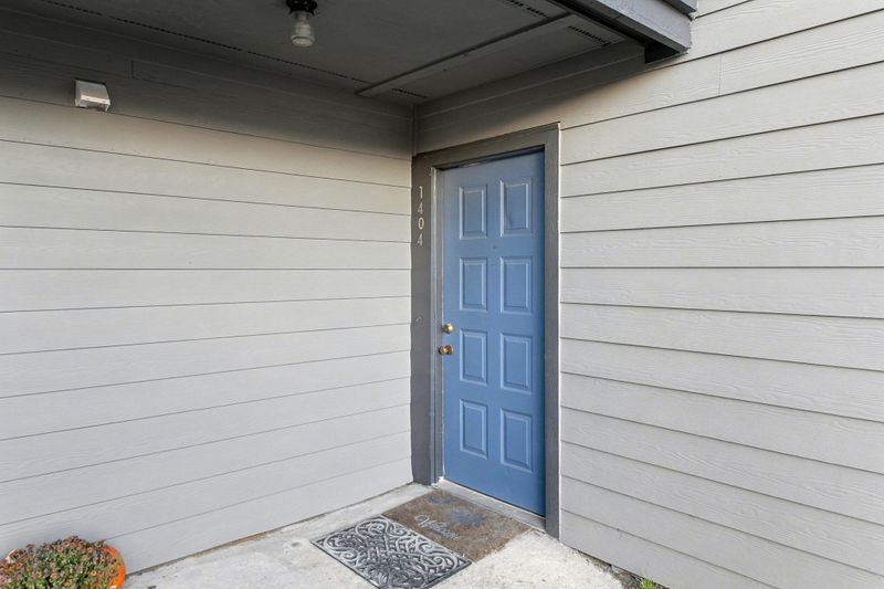 1404 Tailrace Dr, Moncks Corner, SC 29461