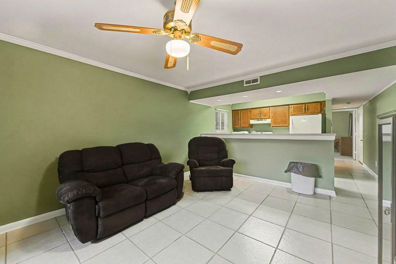 1404 Tailrace Dr, Moncks Corner, SC 29461