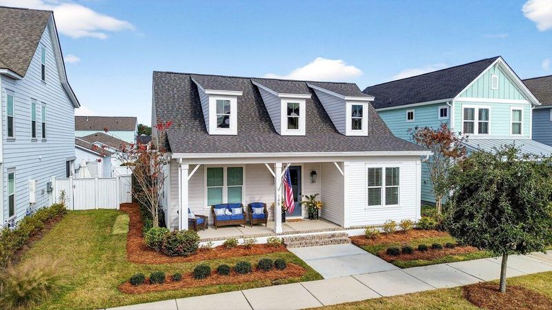 148 Midtown Ave, Summerville, SC 29486