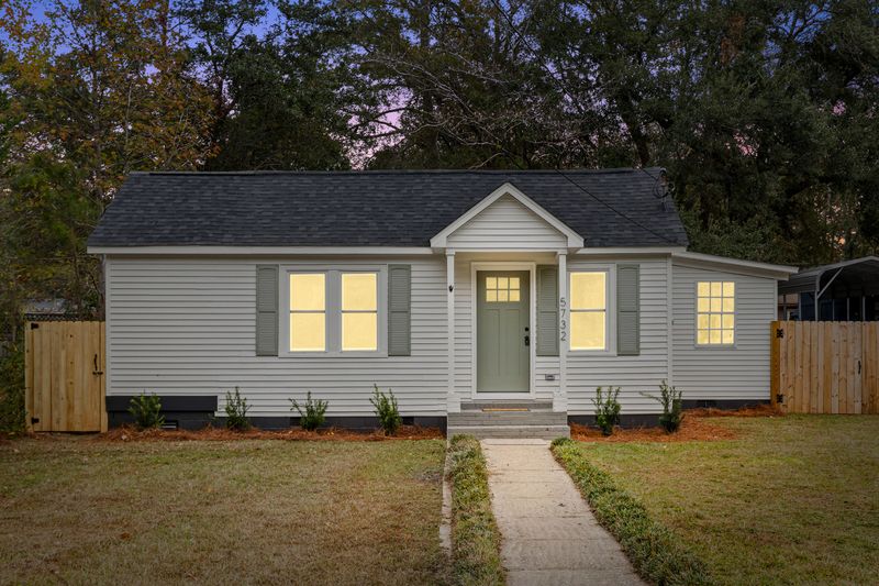 5732 Allison Ave, Hanahan, SC 29410