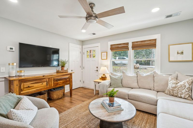 810 Playground Rd, Charleston, SC 29407
