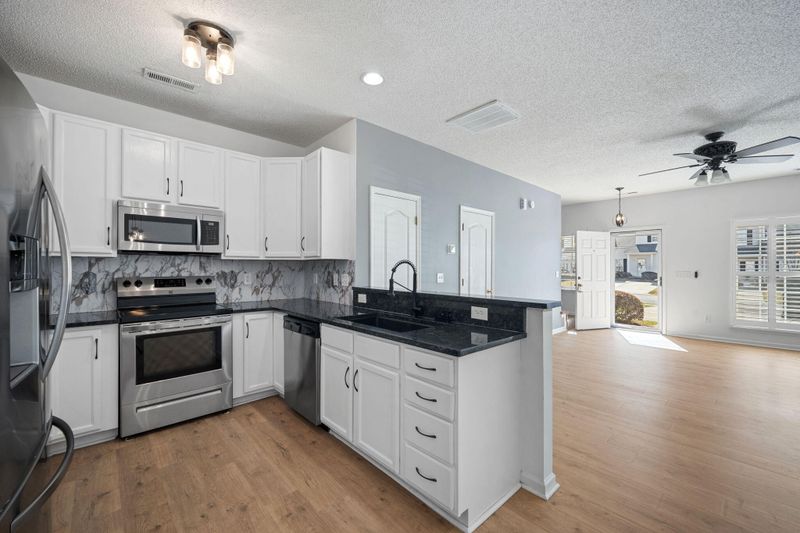 124 Lynches River Dr, Summerville, SC 29485
