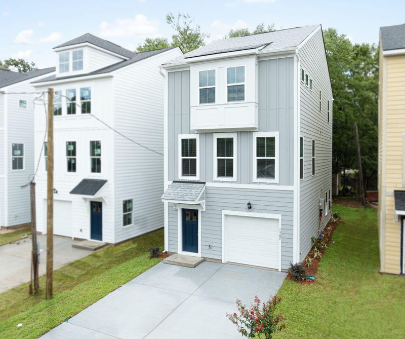 1828 Helm Ave, North Charleston, SC 29405