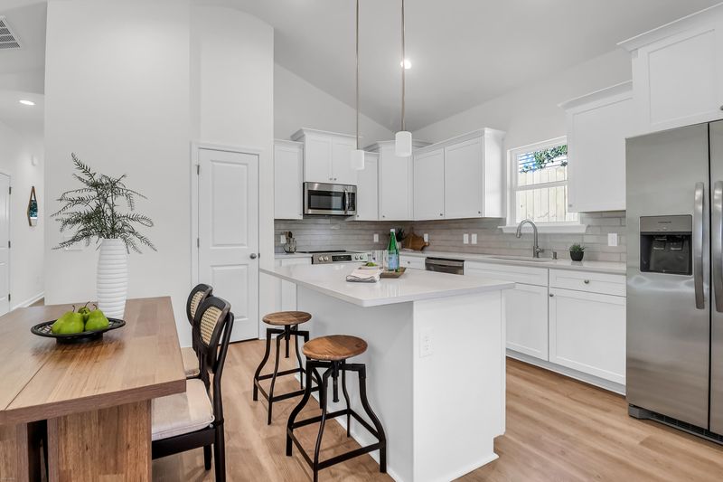 3870 Chestnut St, North Charleston, SC 29405