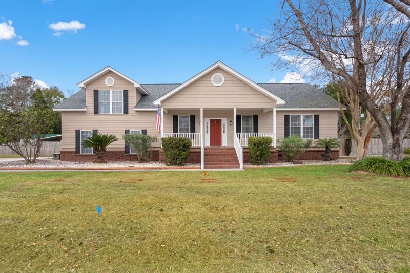 506 Willowlakes Dr, Moncks Corner, SC 29461
