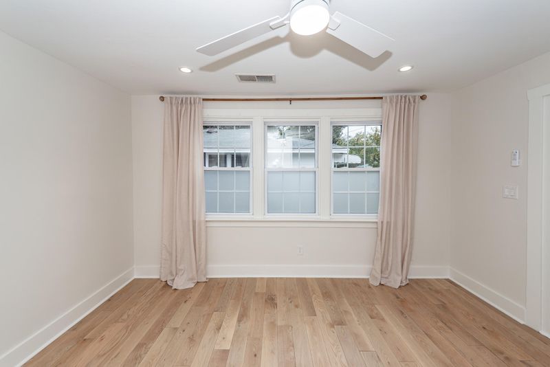 2163 Medway Rd, Charleston, SC 29412