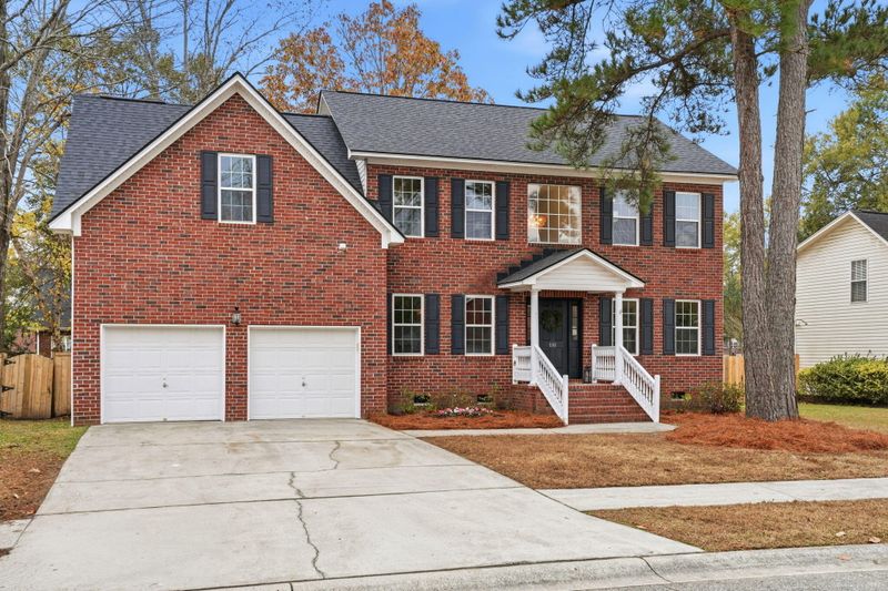 110 Holbrook Ln, Goose Creek, SC 29445