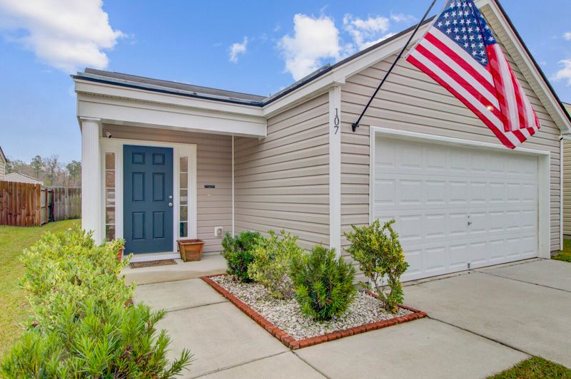 107 Brittondale Rd, Summerville, SC 29485