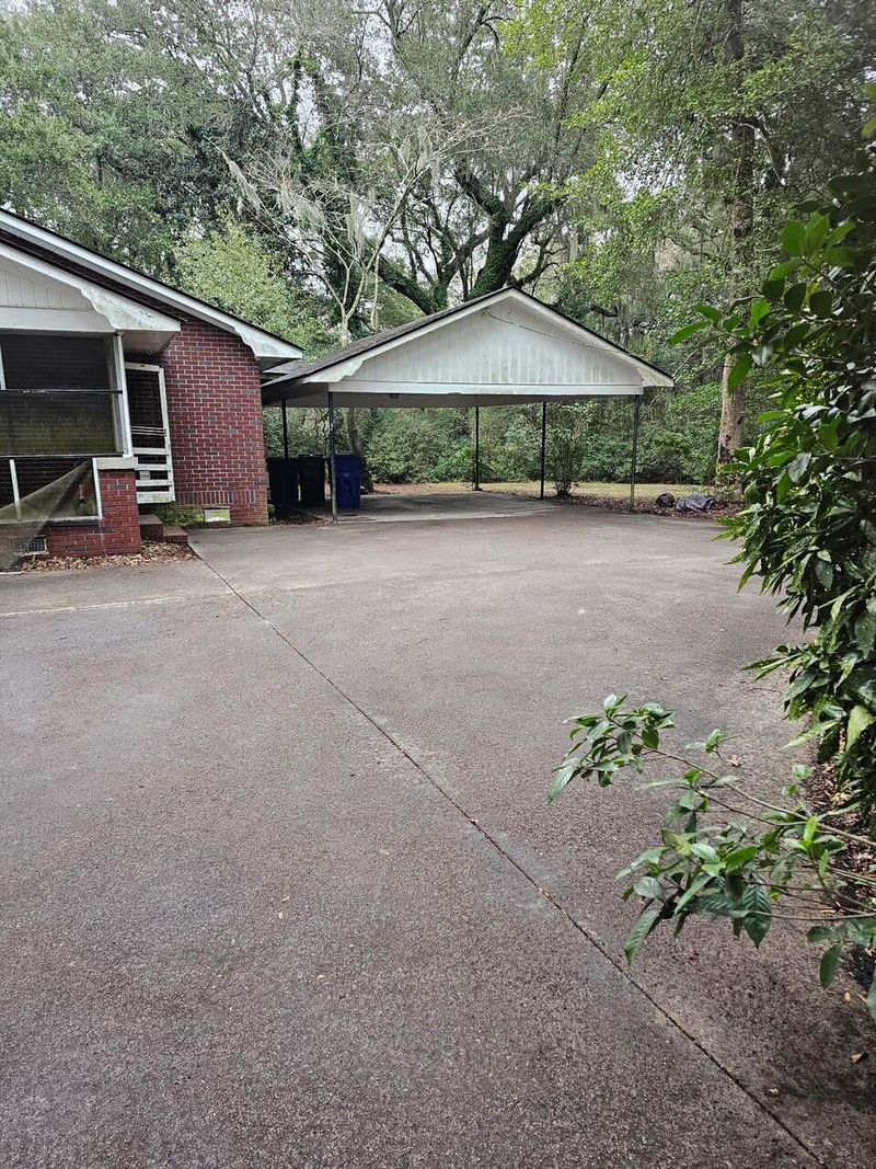 4535 Withers Dr, North Charleston, SC 29405