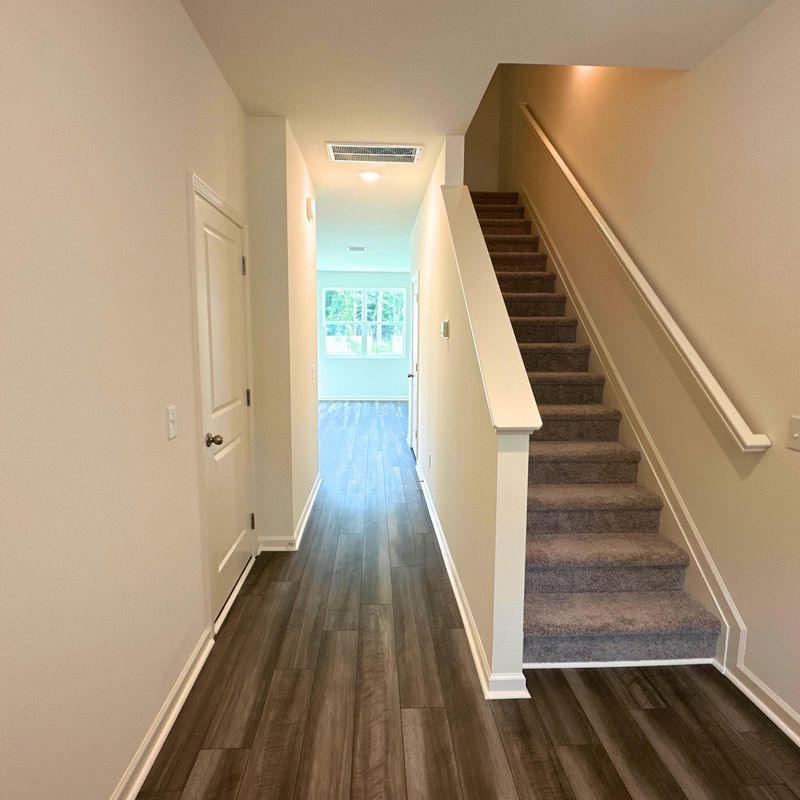 516 Townsford Ln, Moncks Corner, SC 29461