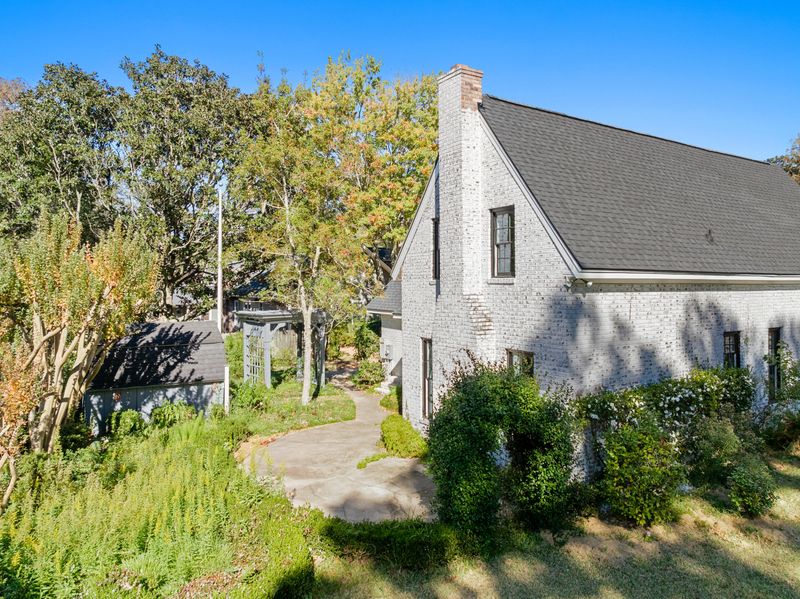 957 Regatta Rd, Charleston, SC 29412