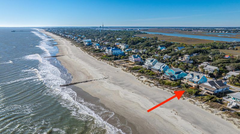 909 E Arctic Ave, Folly Beach, SC 29439