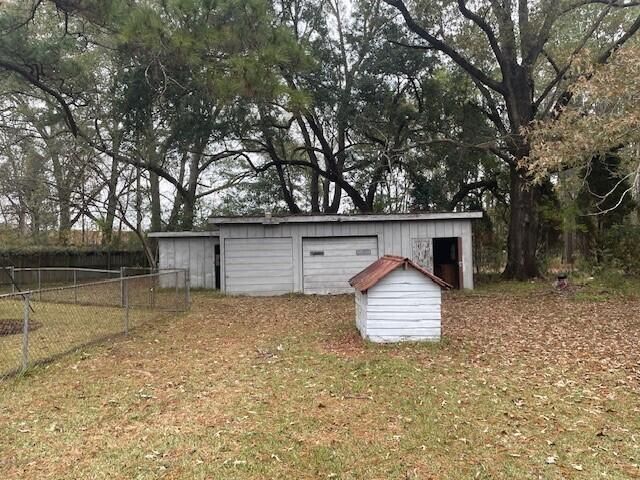 9520 Koester Rd, Ladson, SC 29456