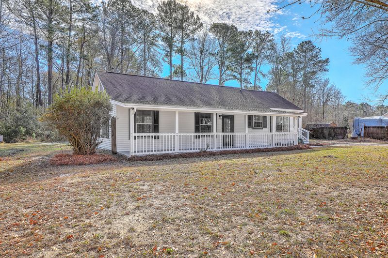 233 Harlock Dr, Moncks Corner, SC 29461