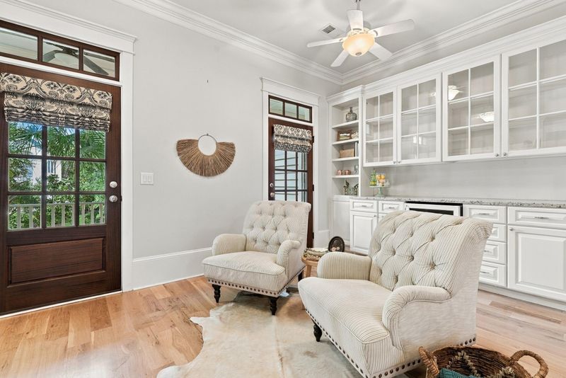 278 Island Park Dr, Charleston, SC 29492