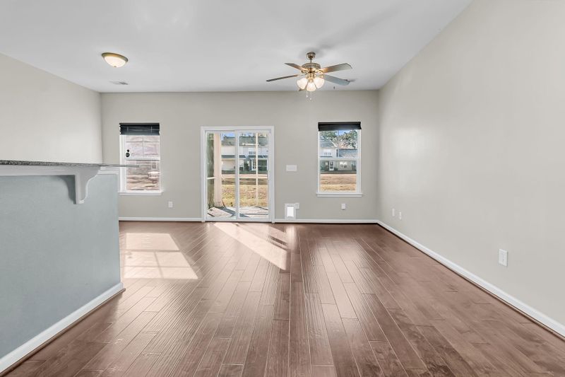 494 Truman Dr, Goose Creek, SC 29445
