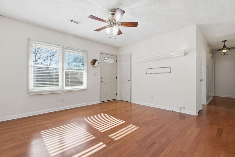 349 Water Oak Dr, Goose Creek, SC 29445