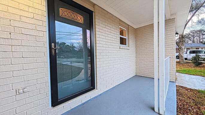 1138 Oxbow Dr, Charleston, SC 29412