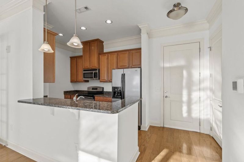 200 River Ldg #B 403, Charleston, SC 29492