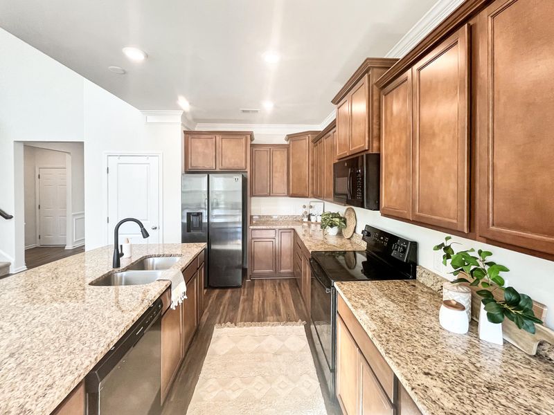 403 Brookgreen Dr, Moncks Corner, SC 29461