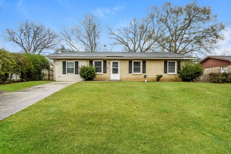 6 Middlesex Ave, Goose Creek, SC 29445