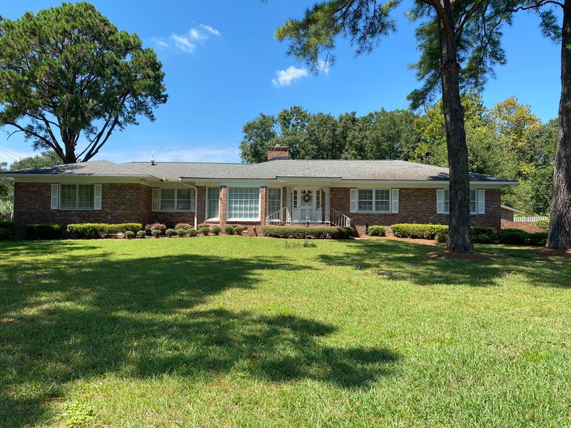1891 Rugby Ln, Charleston, SC 29407