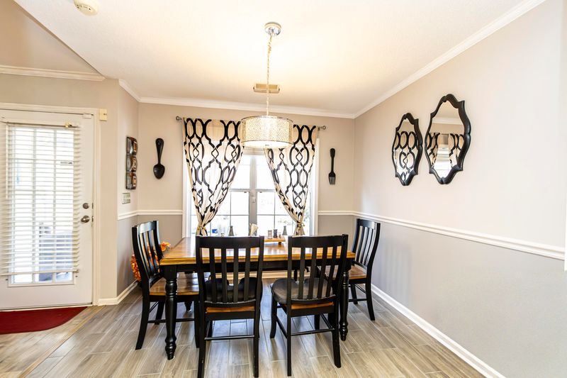 102 Bill Park Dr, Summerville, SC 29485