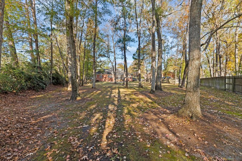 4431 Wild Thicket Ln, North Charleston, SC 29420