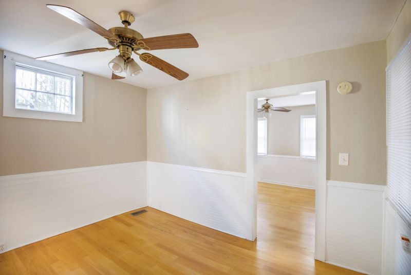 15 Rose Ln, Charleston, SC 29403