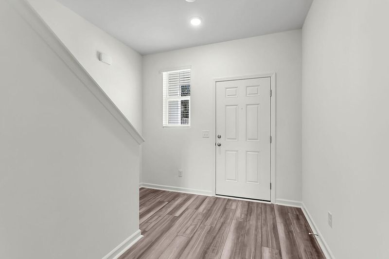 490 Colchester Ct, Moncks Corner, SC 29461