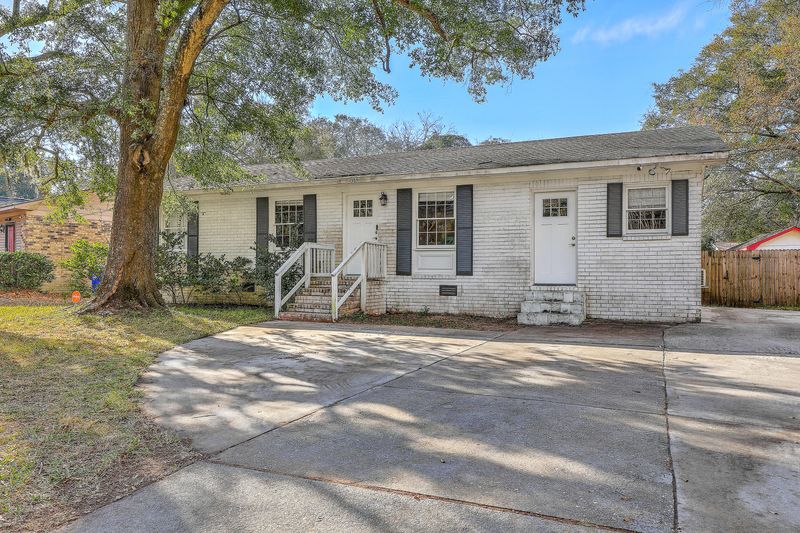 1385 Secessionville Rd, Charleston, SC 29412