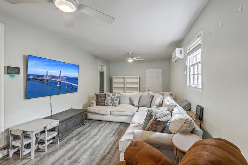 1385 Secessionville Rd, Charleston, SC 29412
