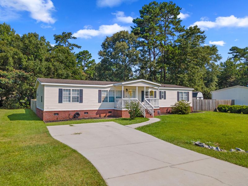 126 Fall Creek Blvd, Summerville, SC 29483