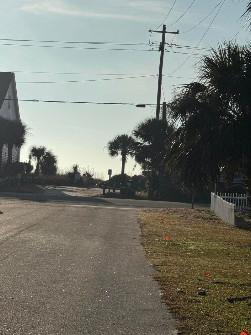 1505 Marianne St, Edisto Island, SC 29438