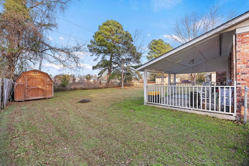 122 Elmora Ave, Goose Creek, SC 29445