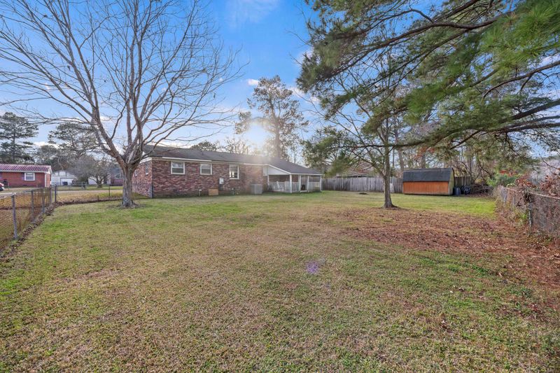 122 Elmora Ave, Goose Creek, SC 29445