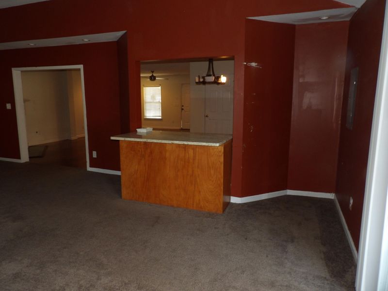 2740 Fernwood Dr, North Charleston, SC 29406