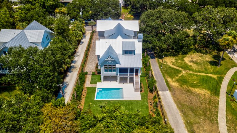 1727 Atlantic Ave, Sullivans Island, SC 29482