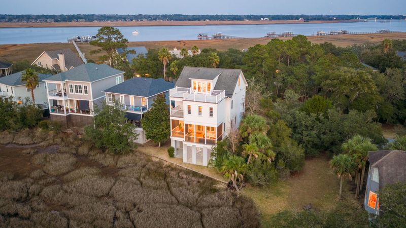 1499 Palmcrest Dr, Johns Island, SC 29455