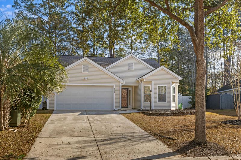 4833 Cherry Blossom Dr, Summerville, SC 29485