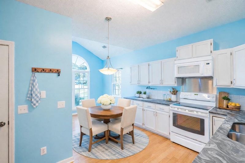 374 Culver Ave, Charleston, SC 29407