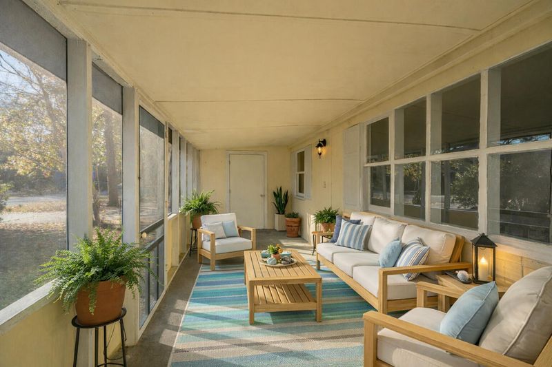 1610 Pinecrest Rd, Charleston, SC 29407