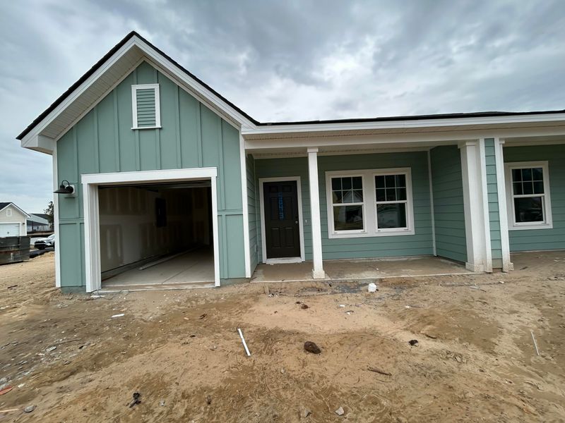 5043 Blackberry Ln, Ravenel, SC 29470