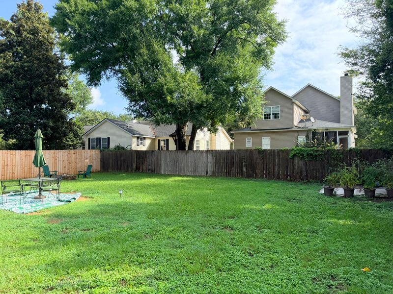 1038 Harbor View Rd, Charleston, SC 29412