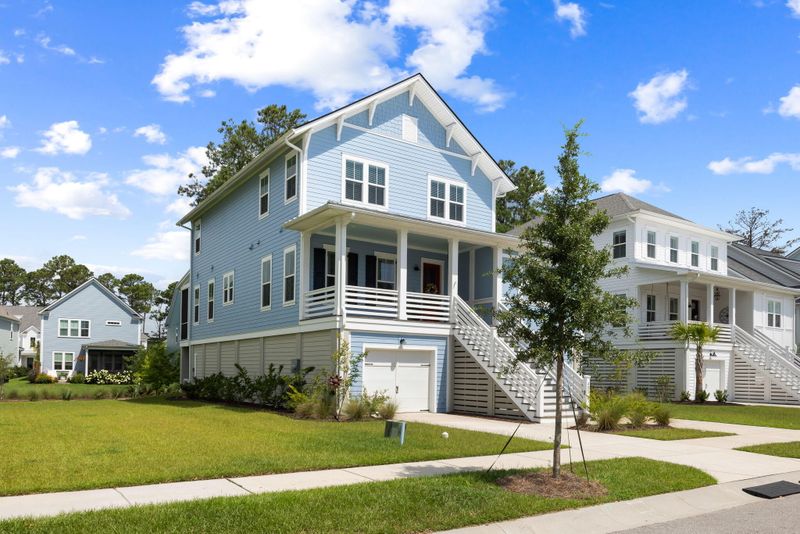 405 Blowing Fresh Dr, Charleston, SC 29492