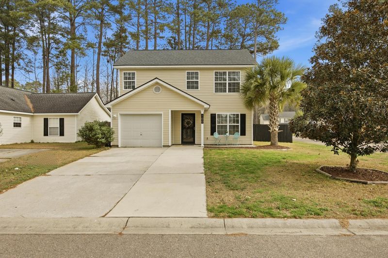 100 Bainsbury Ln, Summerville, SC 29483