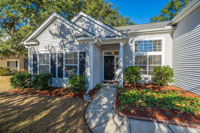 102 Corral Cir, Summerville, SC 29485