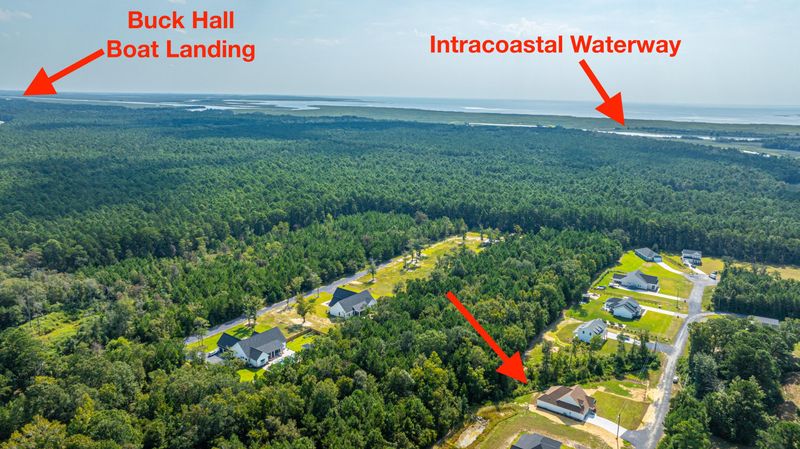 1089 Irving Manigault Rd, Mcclellanville, SC 29458