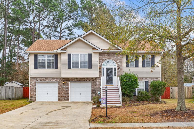 1037 Cobblestone Blvd, Summerville, SC 29486