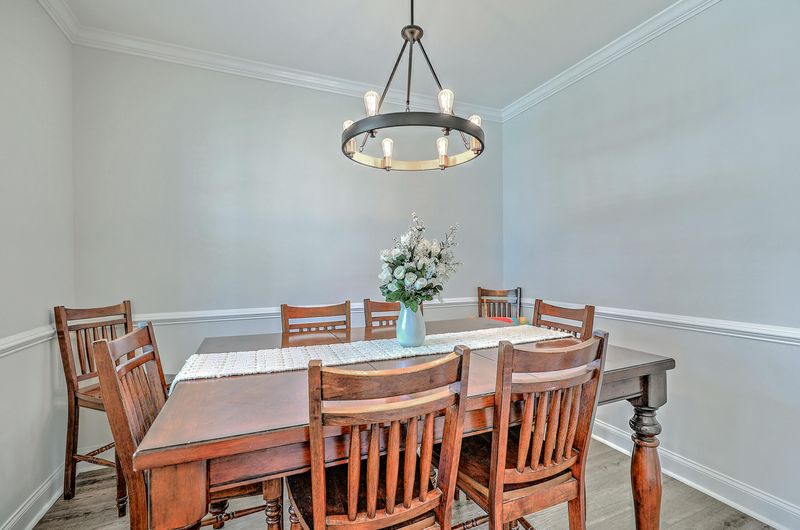 602 Ravensridge Ln, Moncks Corner, SC 29461